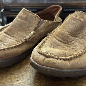 Olukai kids size 11 slip on shoes